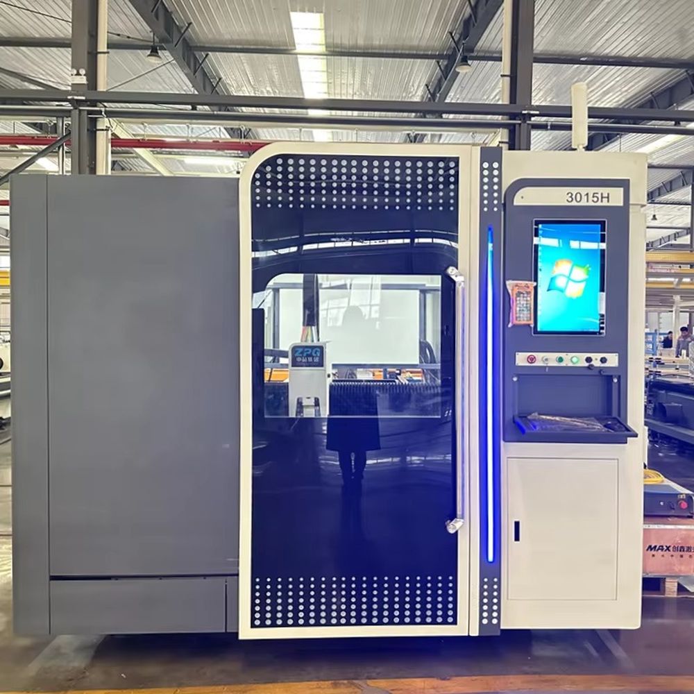 Industrial Laser Metal Cutting Machine - Machine de découpe laser industrielle en