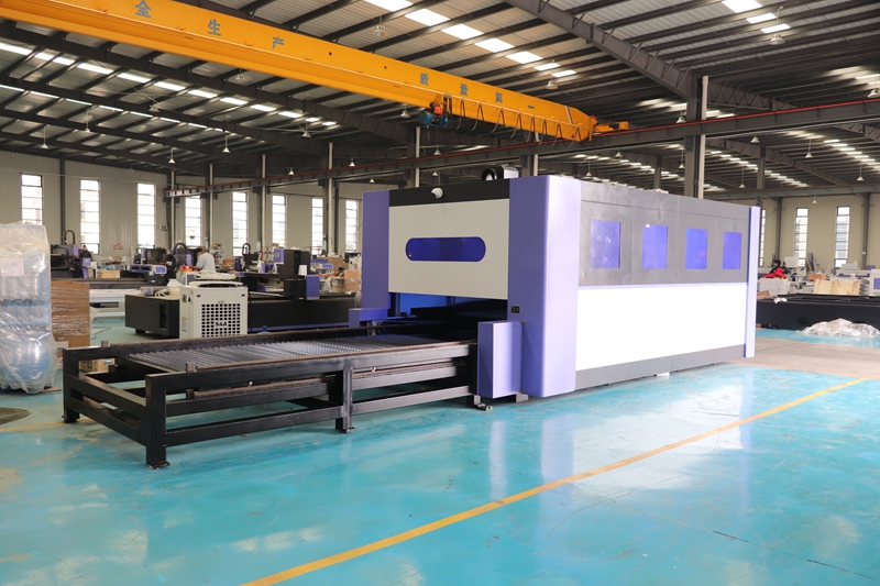 Machine de découpe de métal au - Industrial Laser Metal Cutting Machine avis et prix